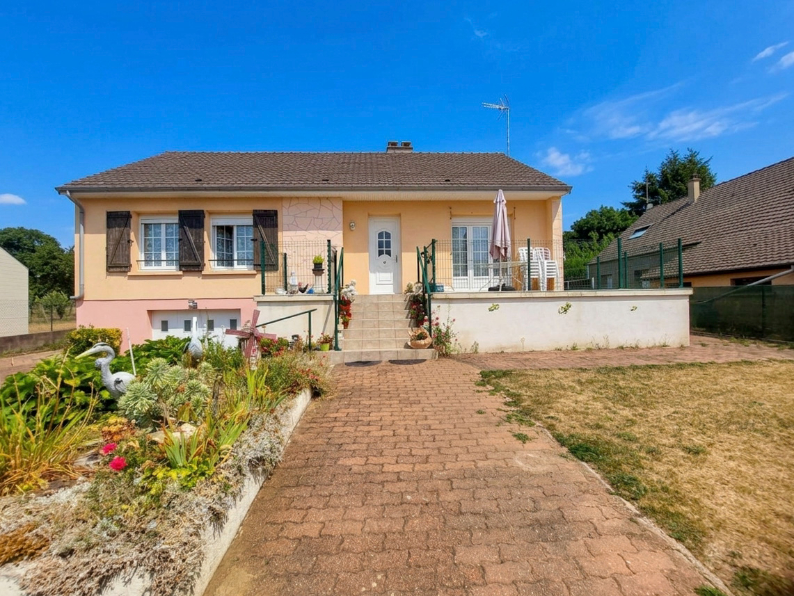 Maison 4 pièces 82 m² · à Ciral · 82 m² · 131 650 €