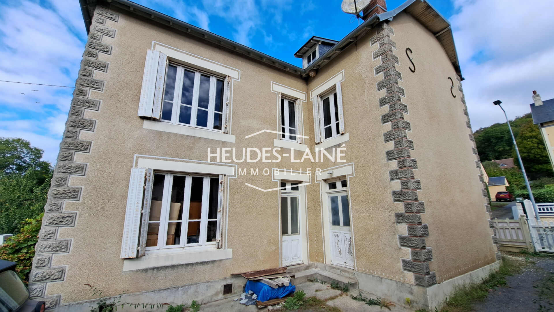 Maison 4 pièces 91 m² · à Saint-Jean-le-Thomas · 91 m² · 165 000 €