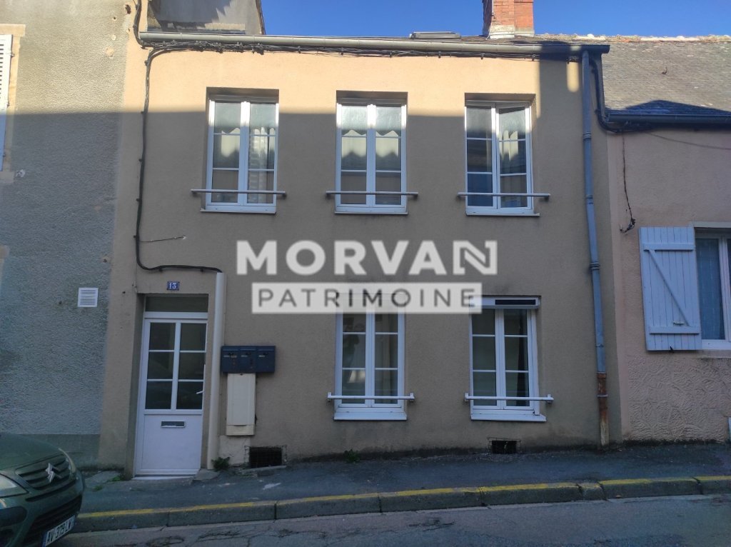 Immeuble 2 pièces 138 m² · à Château-Chinon (ville) · 138 m² · 149 000 €
