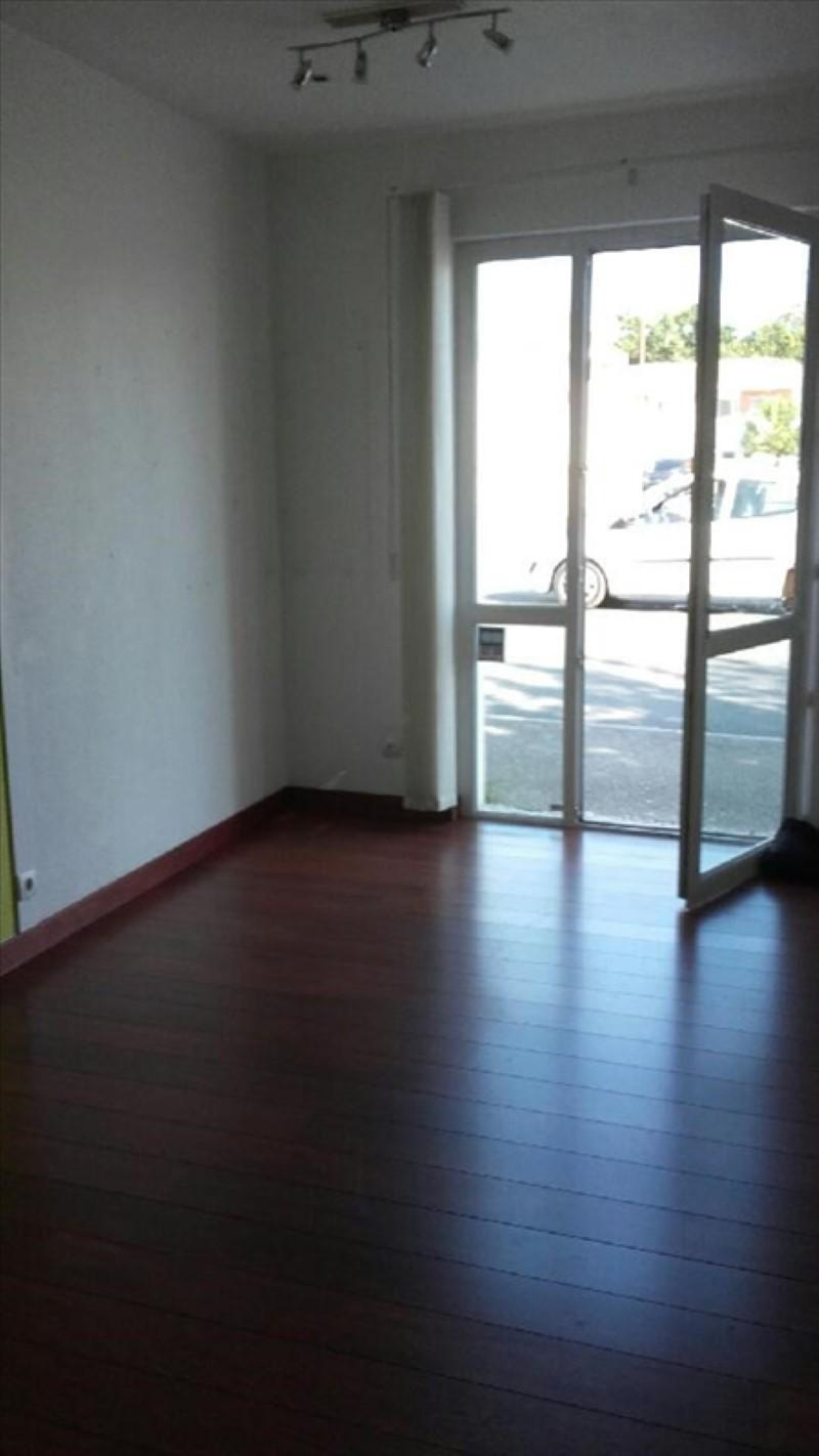 Local commercial 32 m² · au Taillan-Médoc · 32 m² · 533 €/mois