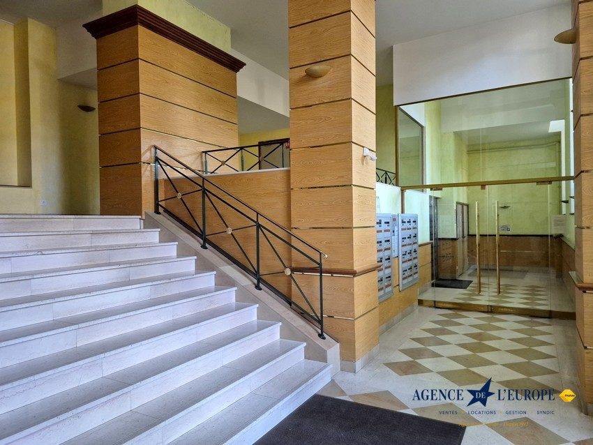Appartement – VICHY ALLIER AUVERGNE-RHÔNE-ALPES - Vue 4