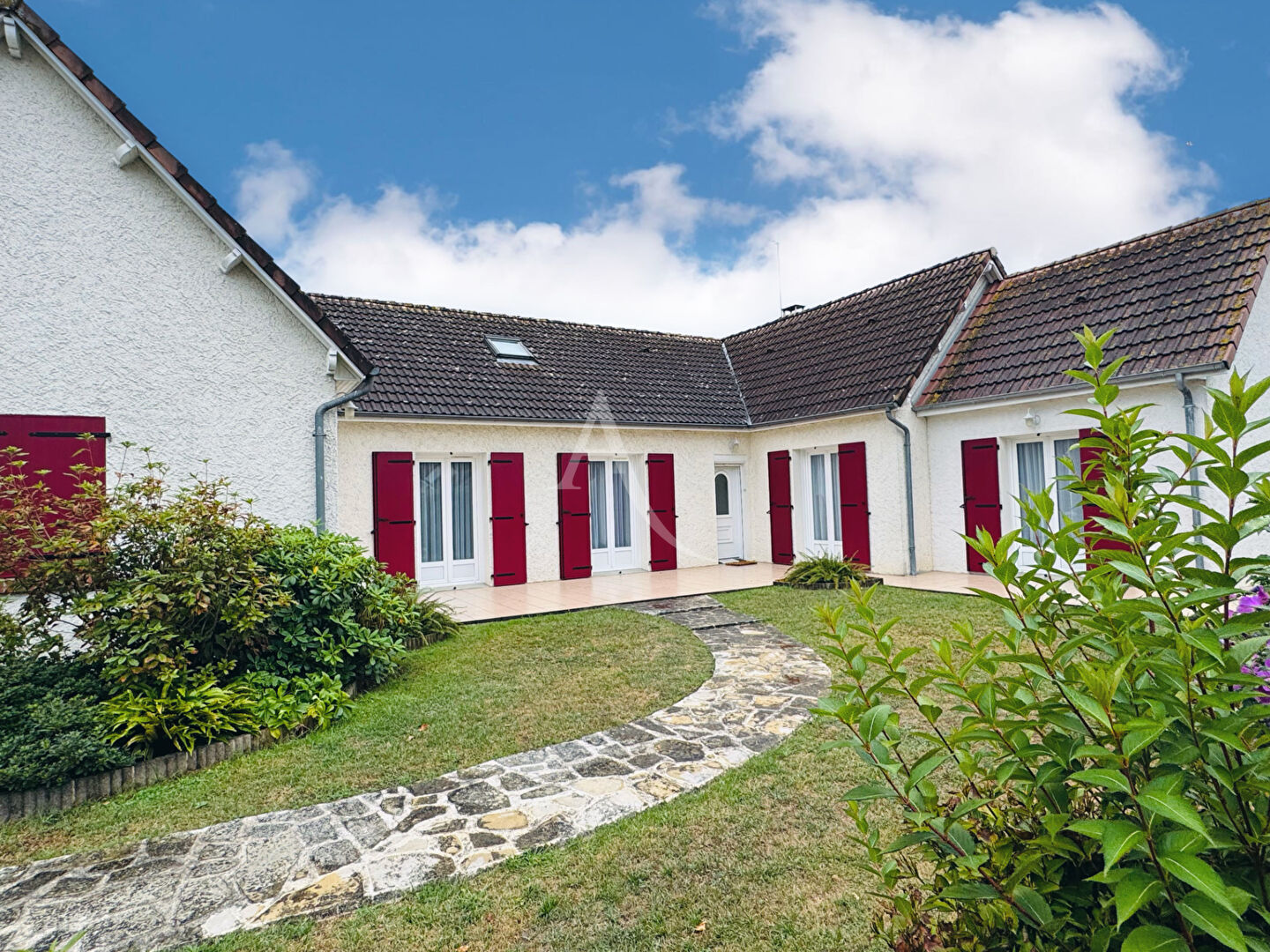 Maison 8 pièces 184 m² · à Romorantin-Lanthenay · 184 m² · 249 980 €