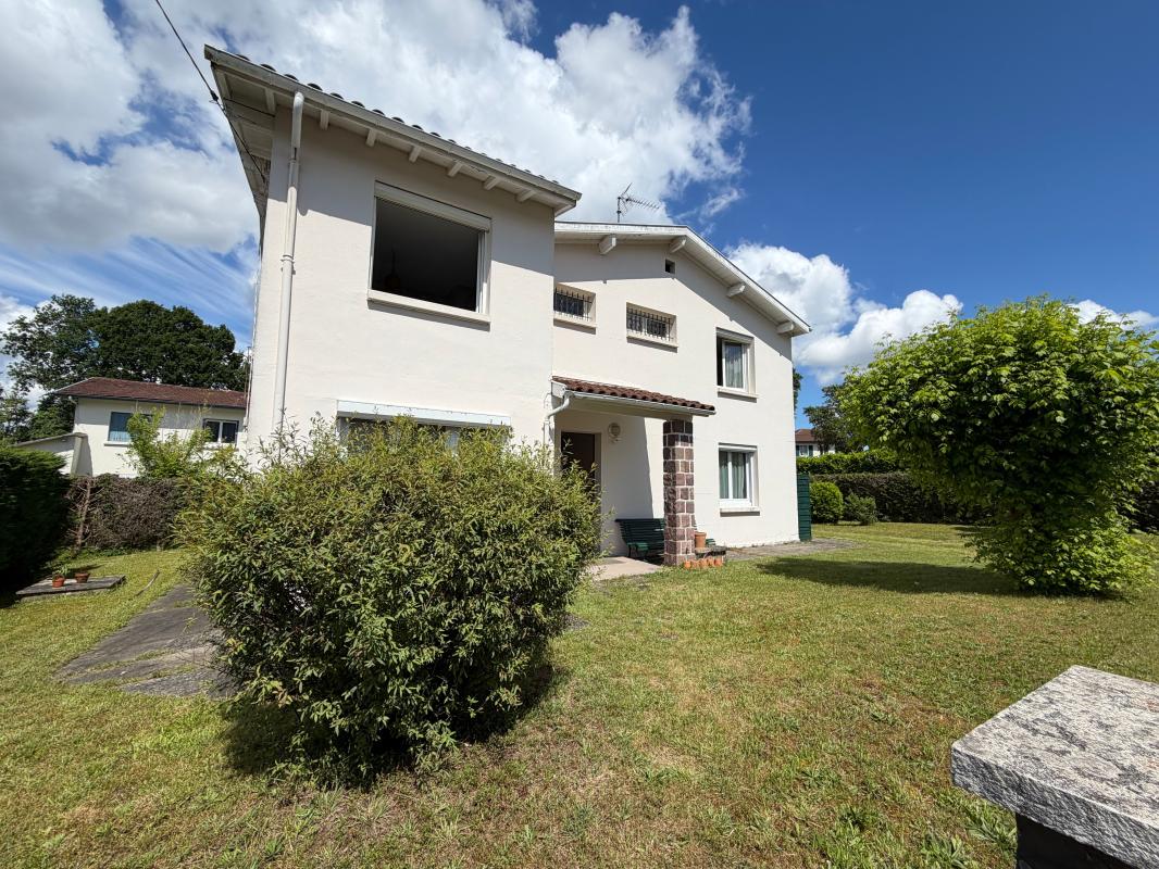 Maison 7 pièces 140 m² · à Dax · 140 m² · 267 500 €
