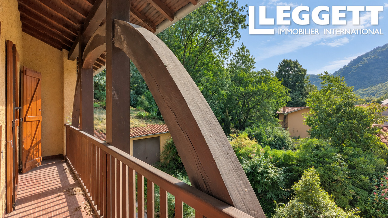 Maison 9 pièces 240 m² · à Luscan · 240 m² · 106 000 €