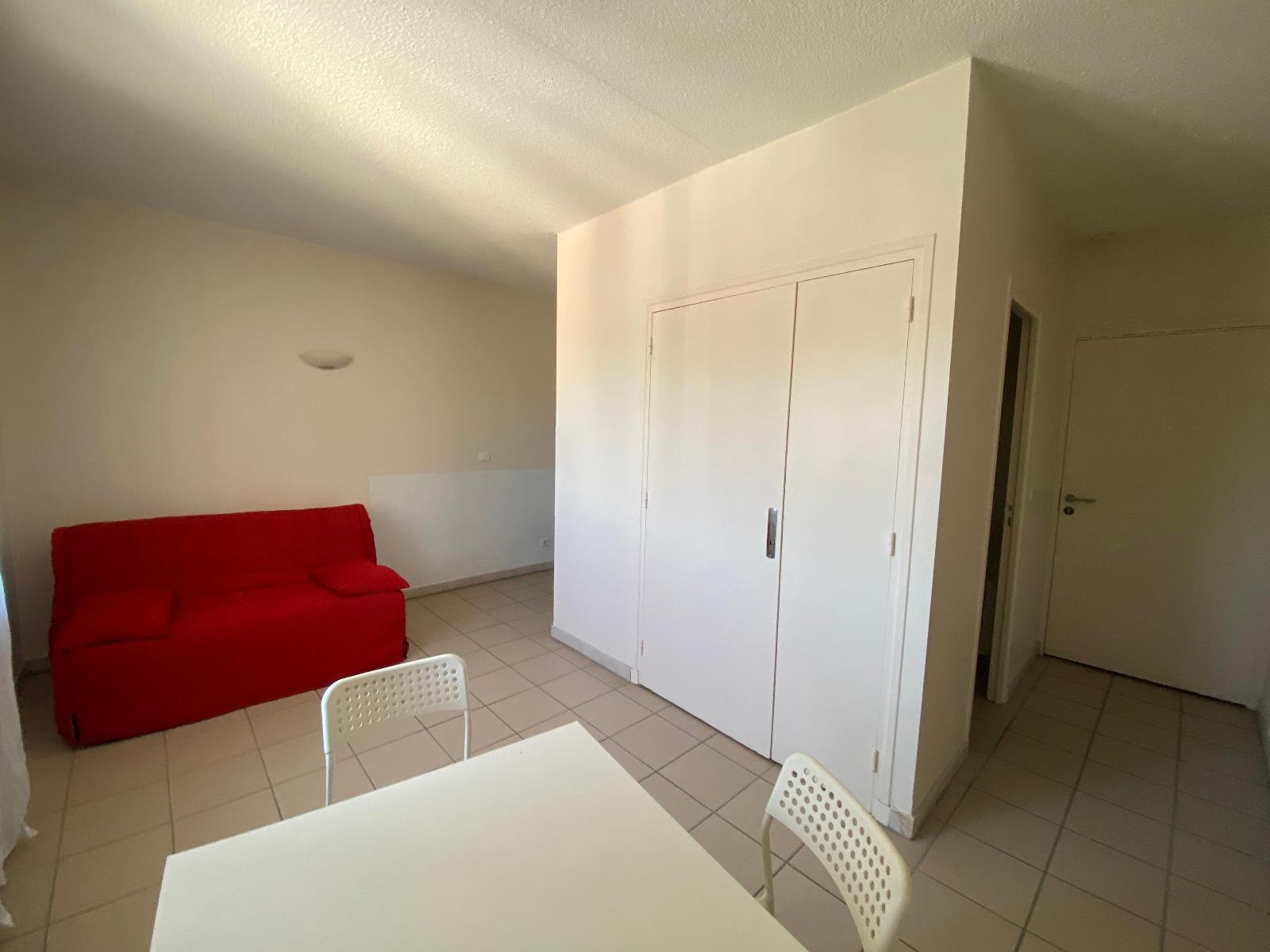 Appartement – PRIVAS ARDECHE AUVERGNE-RHÔNE-ALPES - Vue 4