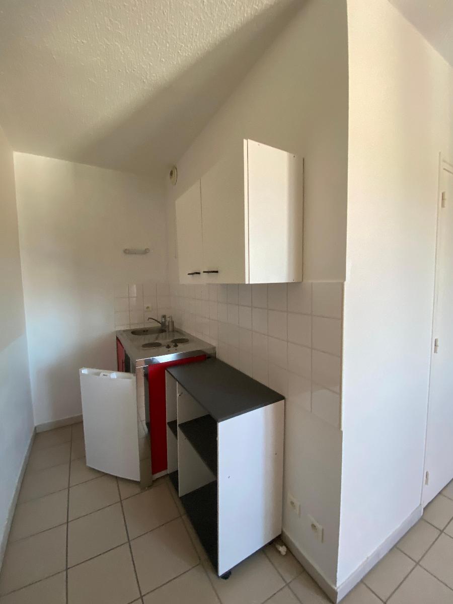 Appartement – PRIVAS ARDECHE AUVERGNE-RHÔNE-ALPES - Vue 5