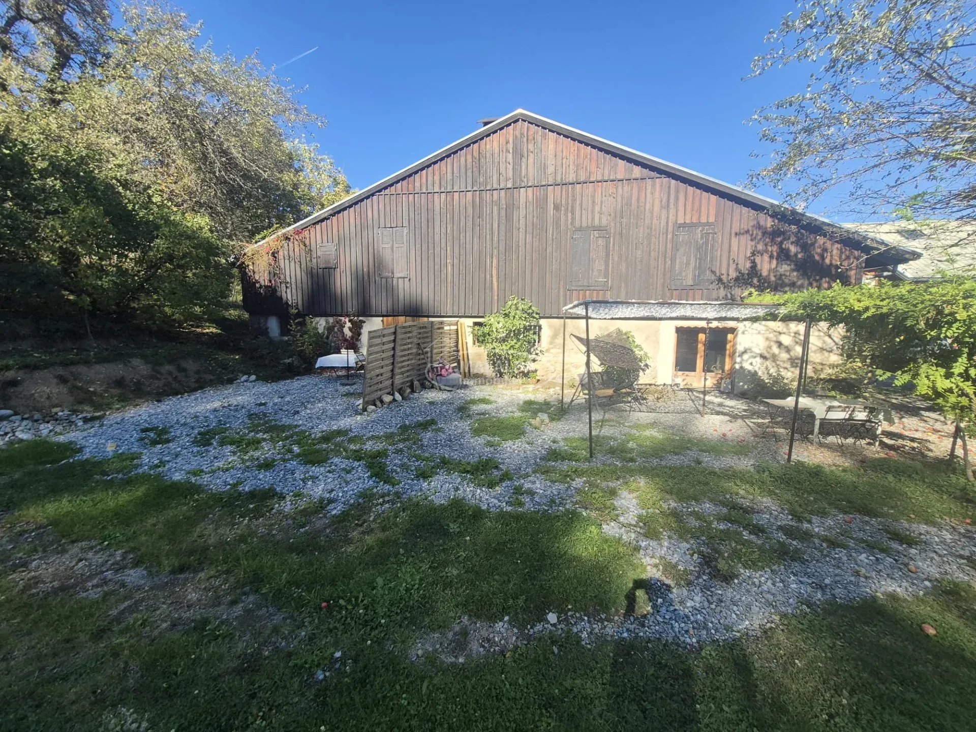 Maison 8 pièces 172 m² · à Mont-Saxonnex · 172 m² · 540 000 €