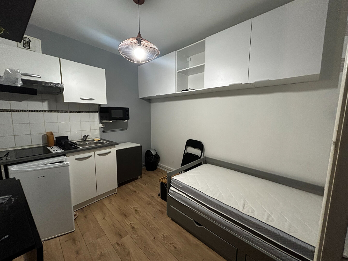 Appartement 1 pièce 12 m² · à Bordeaux · 12 m² · 450 €/mois