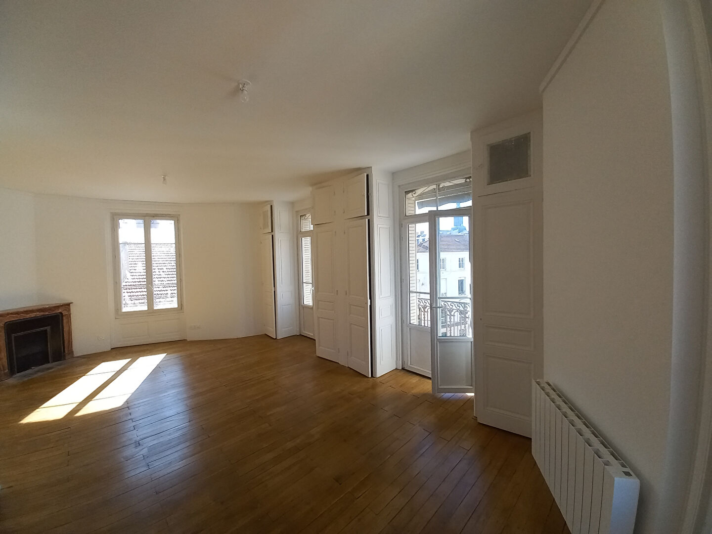Appartement 4 pièces 108 m² · à Roanne · 108 m² · 900 €/mois