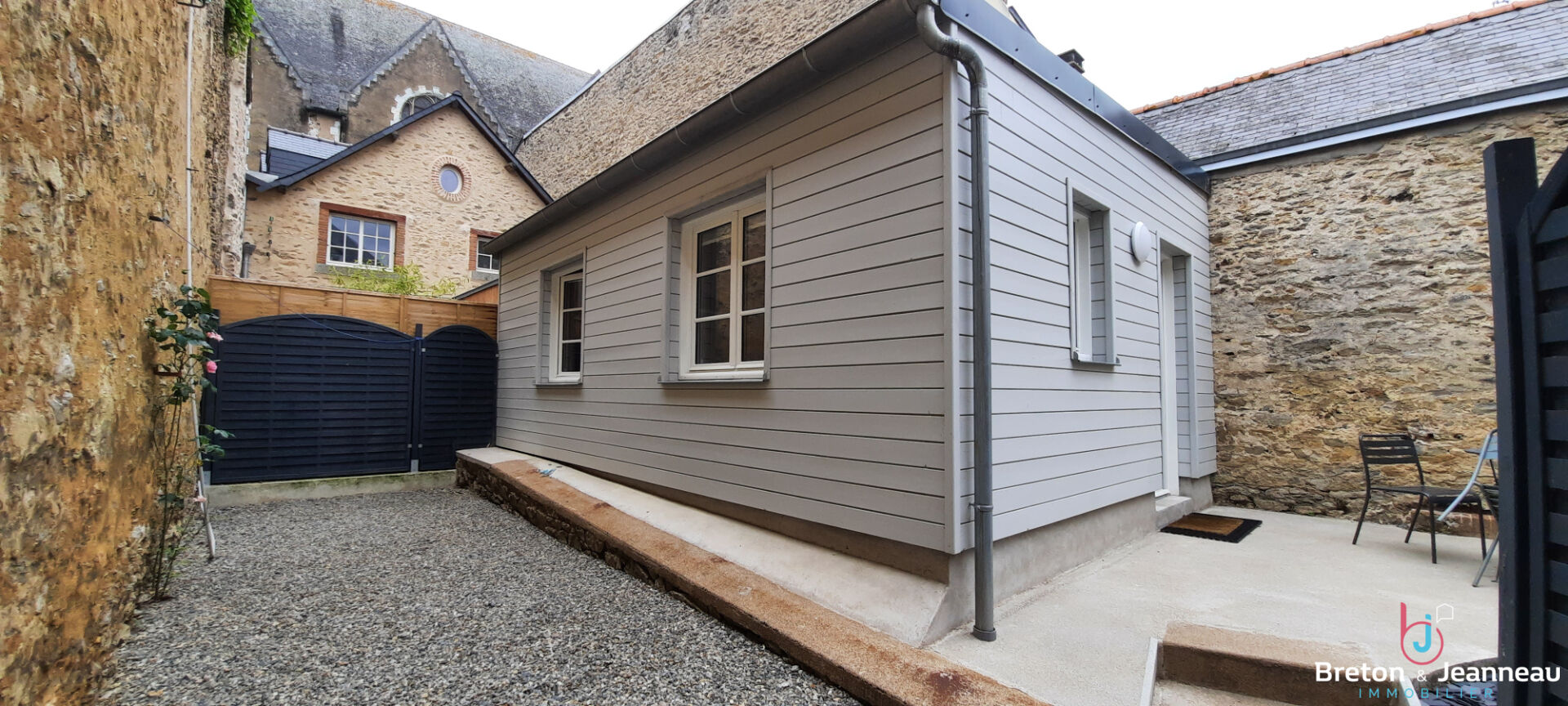 Appartement 2 pièces 25 m² · à Laval · 25 m² · 460 €/mois