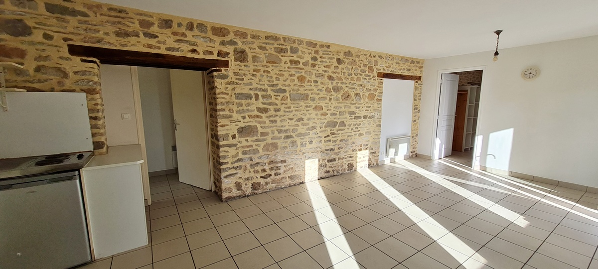 Appartement 2 pièces 41 m² · à Saint-Aubin-du-Cormier · 41 m² · 500 €/mois