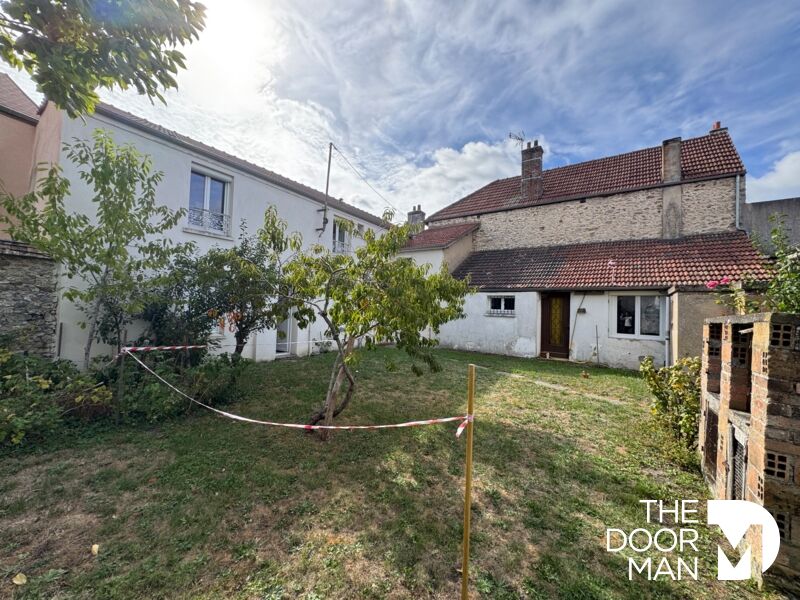 Maison 14 pièces 282 m² · au Perray-en-Yvelines · 282 m² · 549 000 €