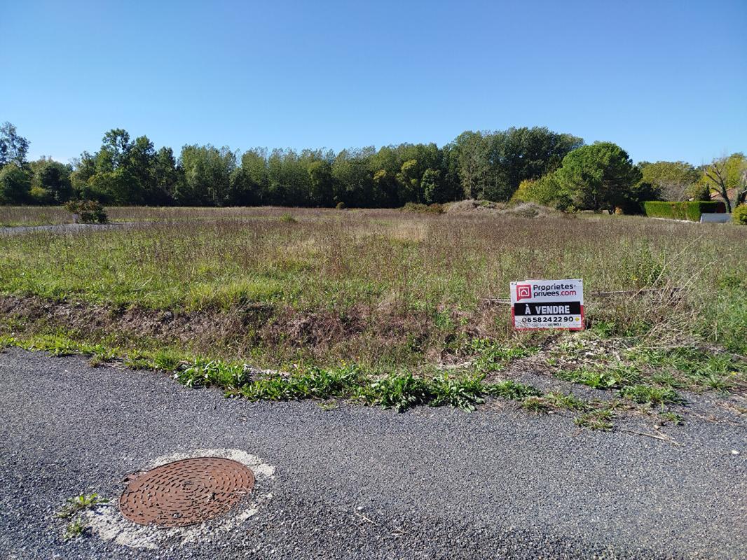 Terrain 1080 m² · à Gimeux · 1 080 m² · 53 232 €