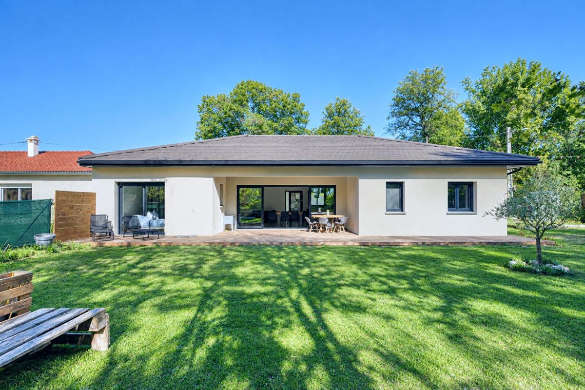 Maison 4 pièces 106 m² · à Saint-Victor-de-Morestel · 106 m² · 325 000 €