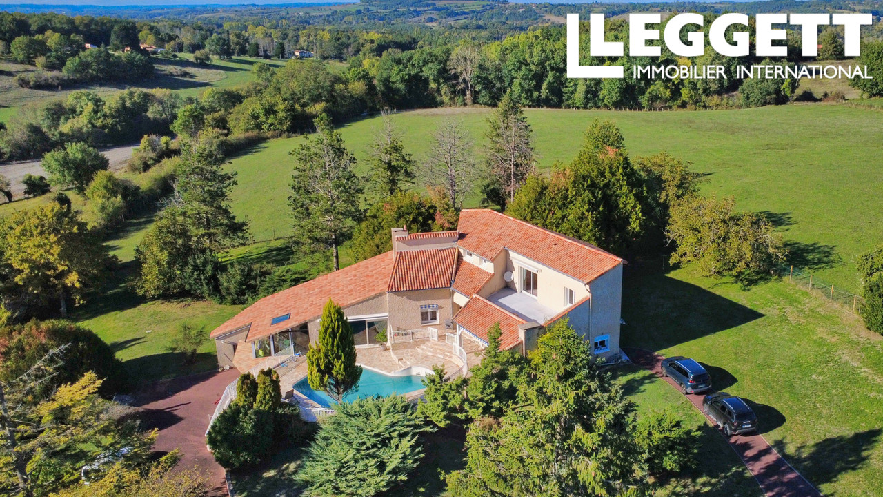 Maison 10 pièces 278 m² · à Ribérac · 278 m² · 445 200 €