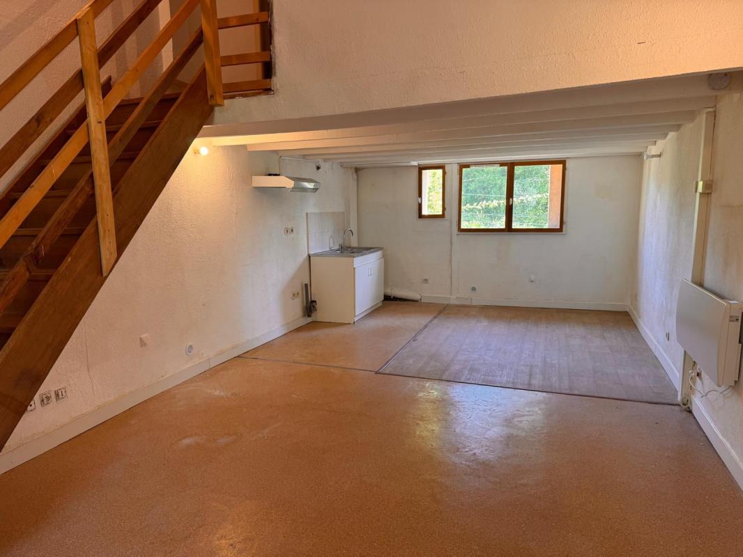Appartement 1 pièce 46 m² · à Saint-Ambroix · 46 m² · 392 €/mois