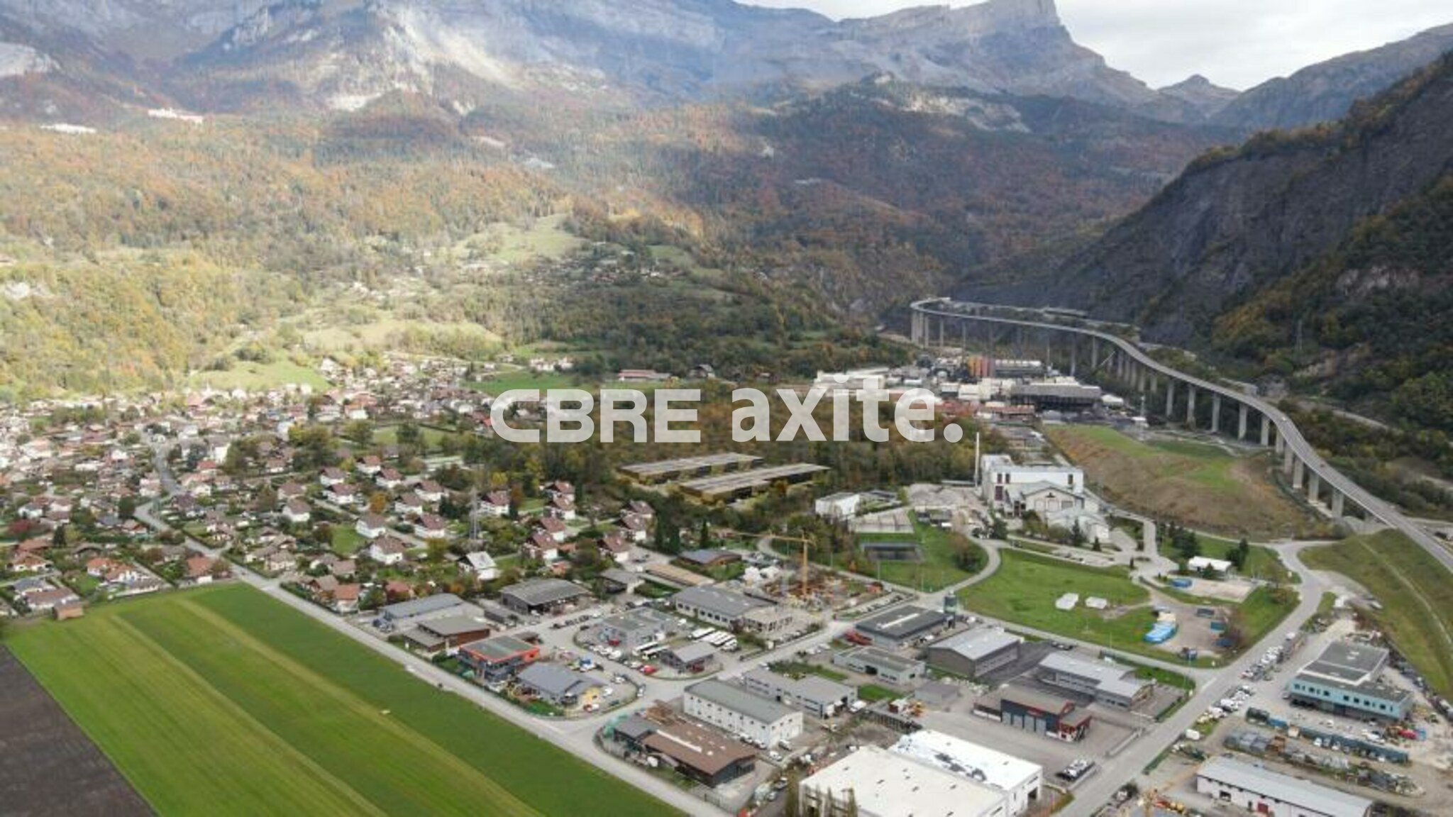 Local commercial 909 m² · à Passy · 909 m² · 1 459 000 €