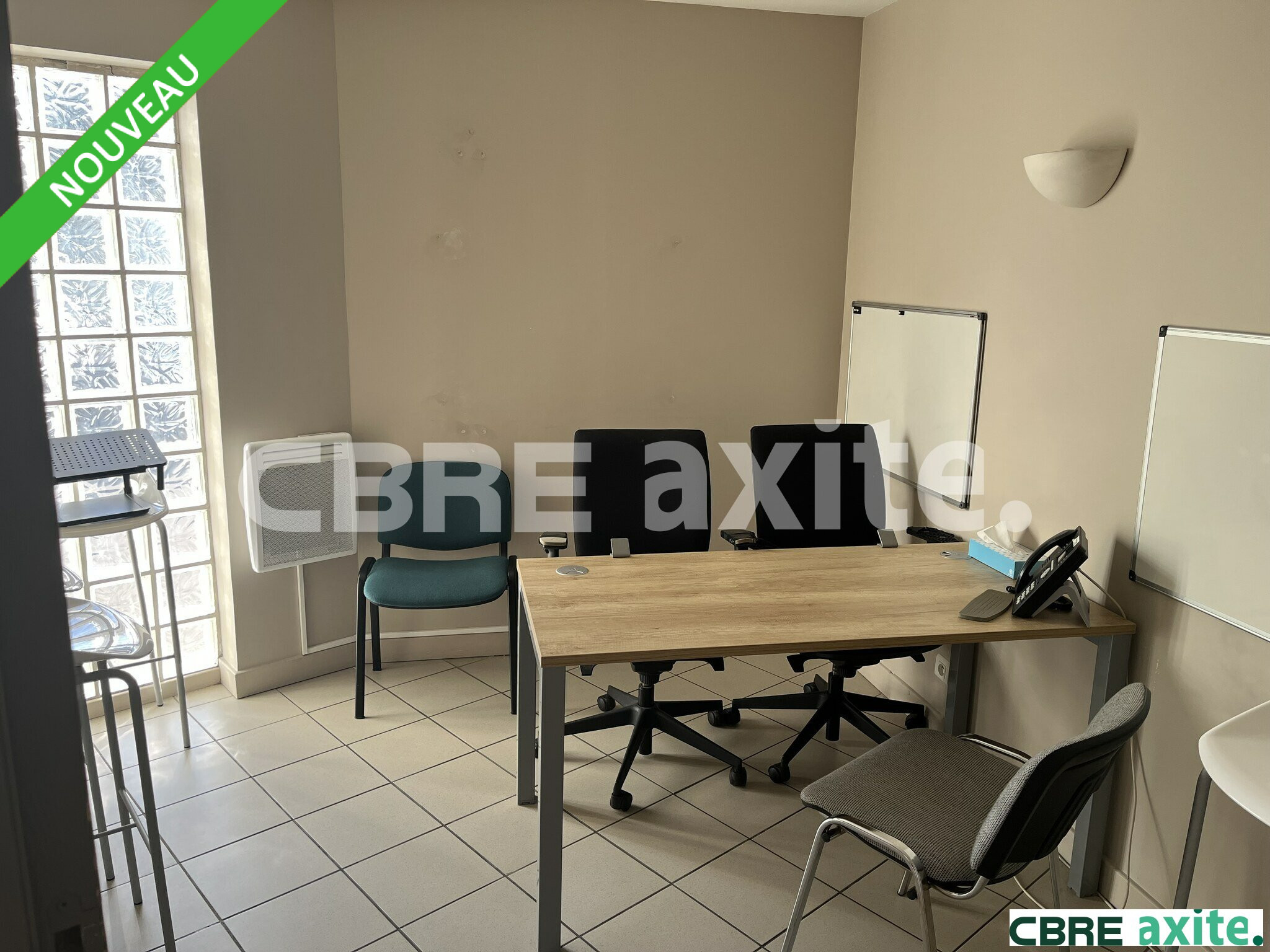 Local commercial 128 m² · à Bourgoin-Jallieu · 128 m² · 1 733 €/mois