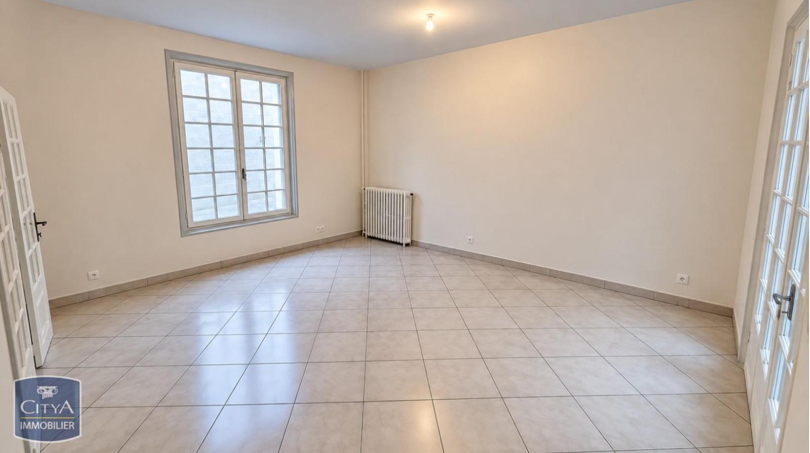 Appartement 2 pièces 55 m² · à Chinon · 55 m² · 515 €/mois