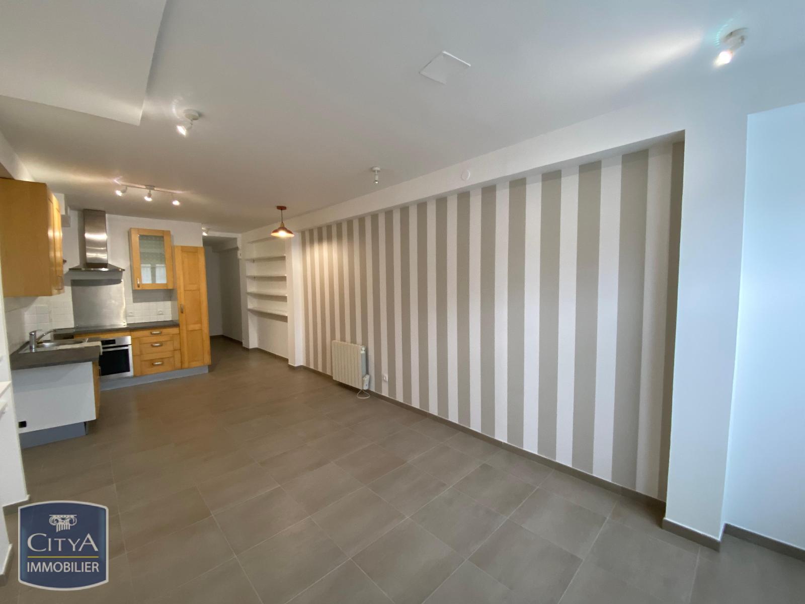 Appartement 4 pièces 94 m² · à Tours · 94 m² · 915 €/mois