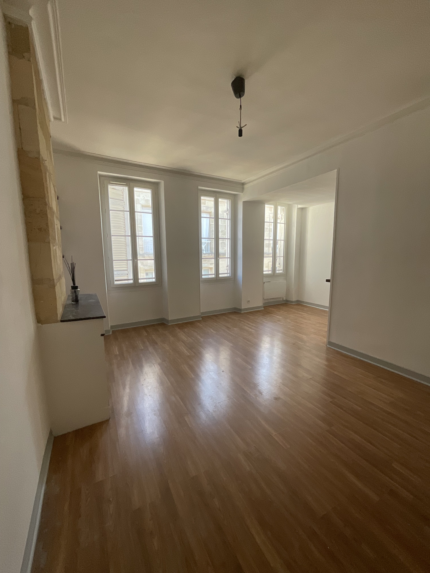 Appartement 2 pièces 57 m² · à Bordeaux · 57 m² · 895 €/mois