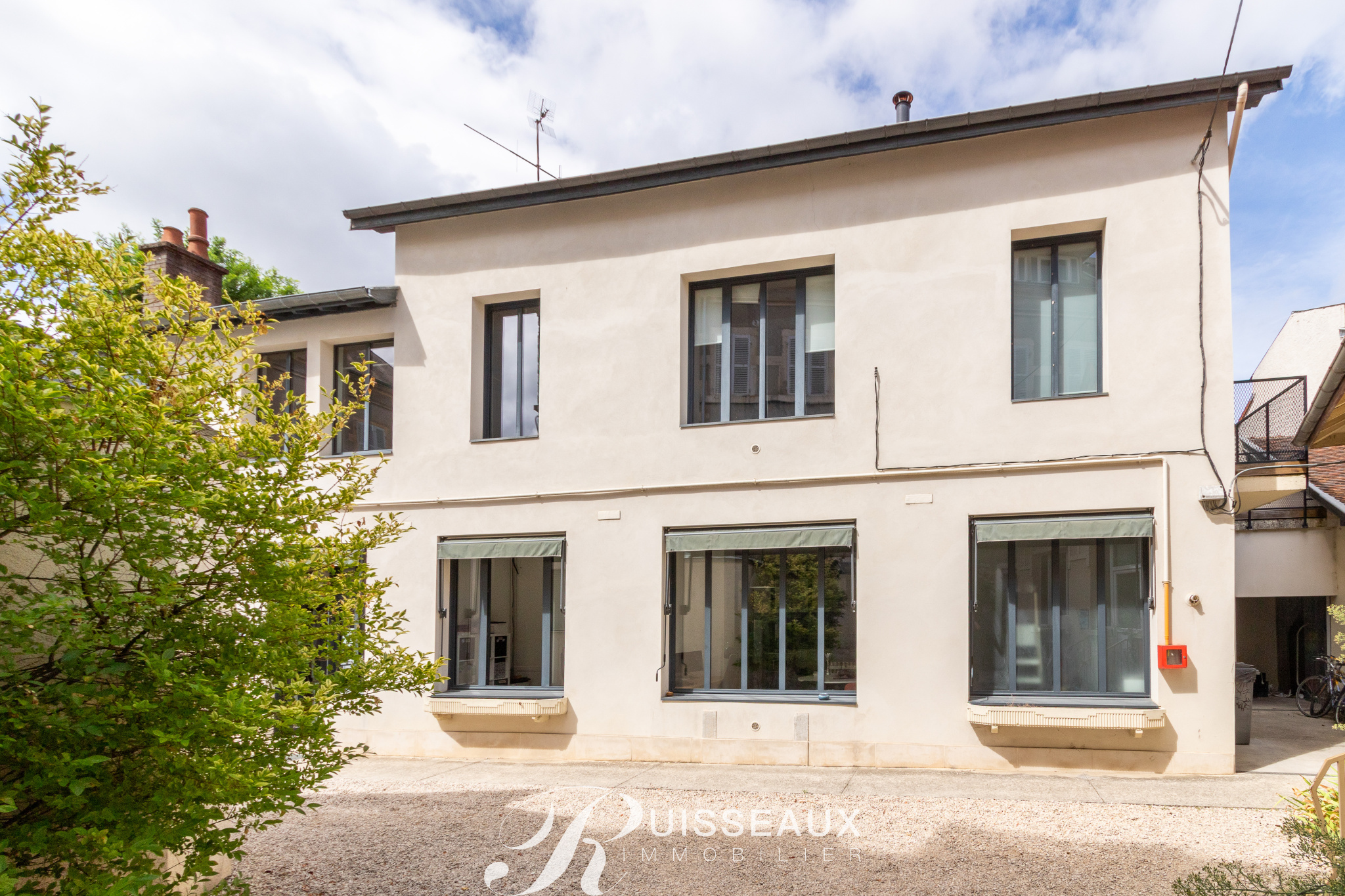 Appartement 7 pièces 246 m² · à Dijon · 246 m² · 745 000 €