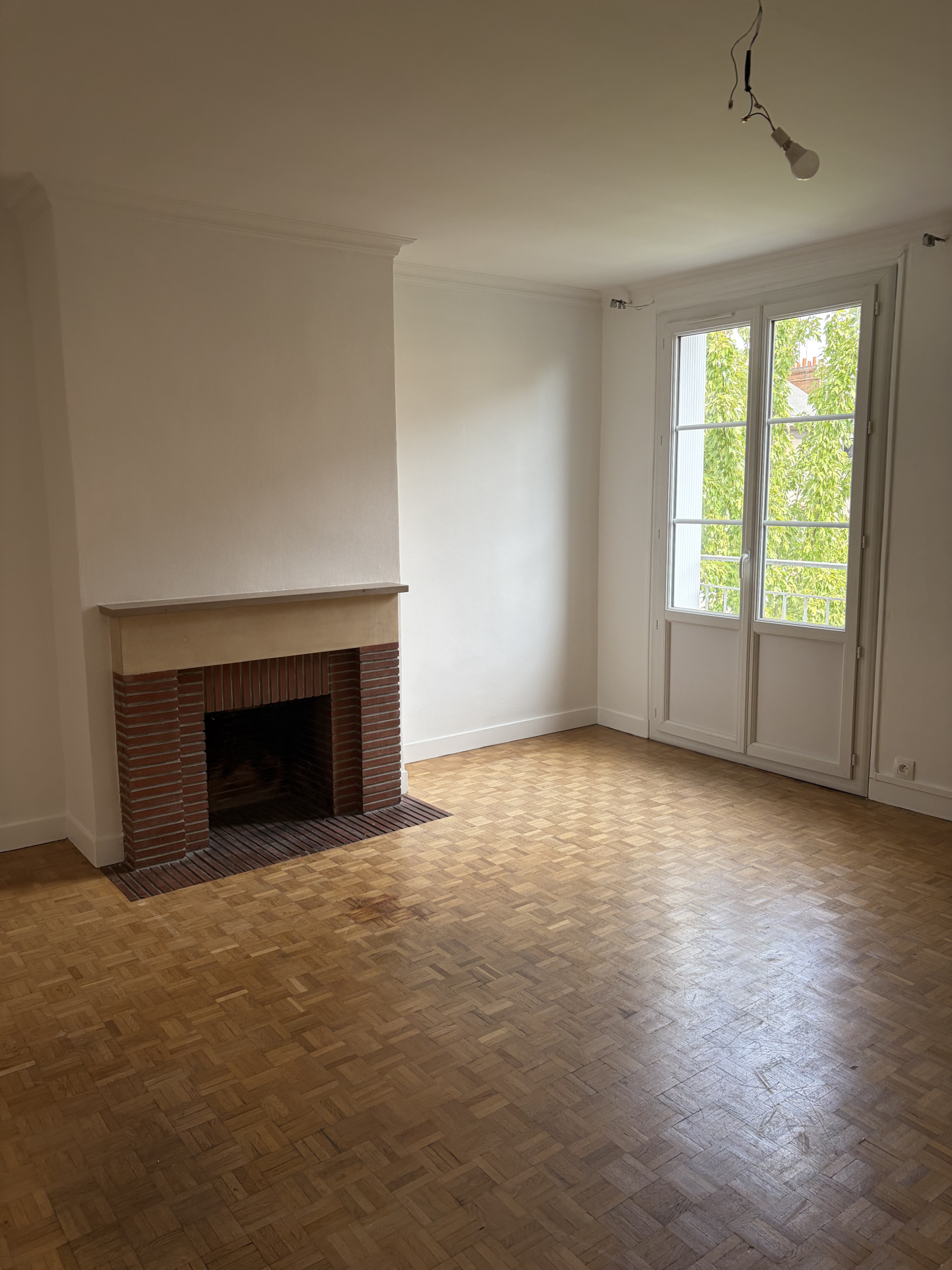 Appartement 5 pièces 105 m² · à Orléans · 105 m² · 945 €/mois