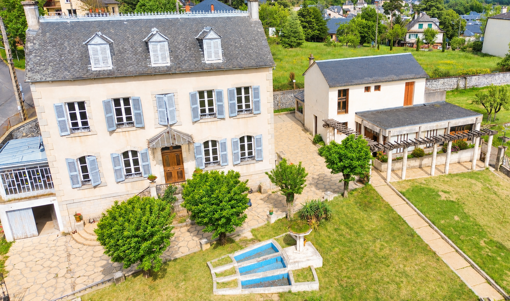 Maison 6 pièces 200 m² · à Espalion · 200 m² · 259 000 €
