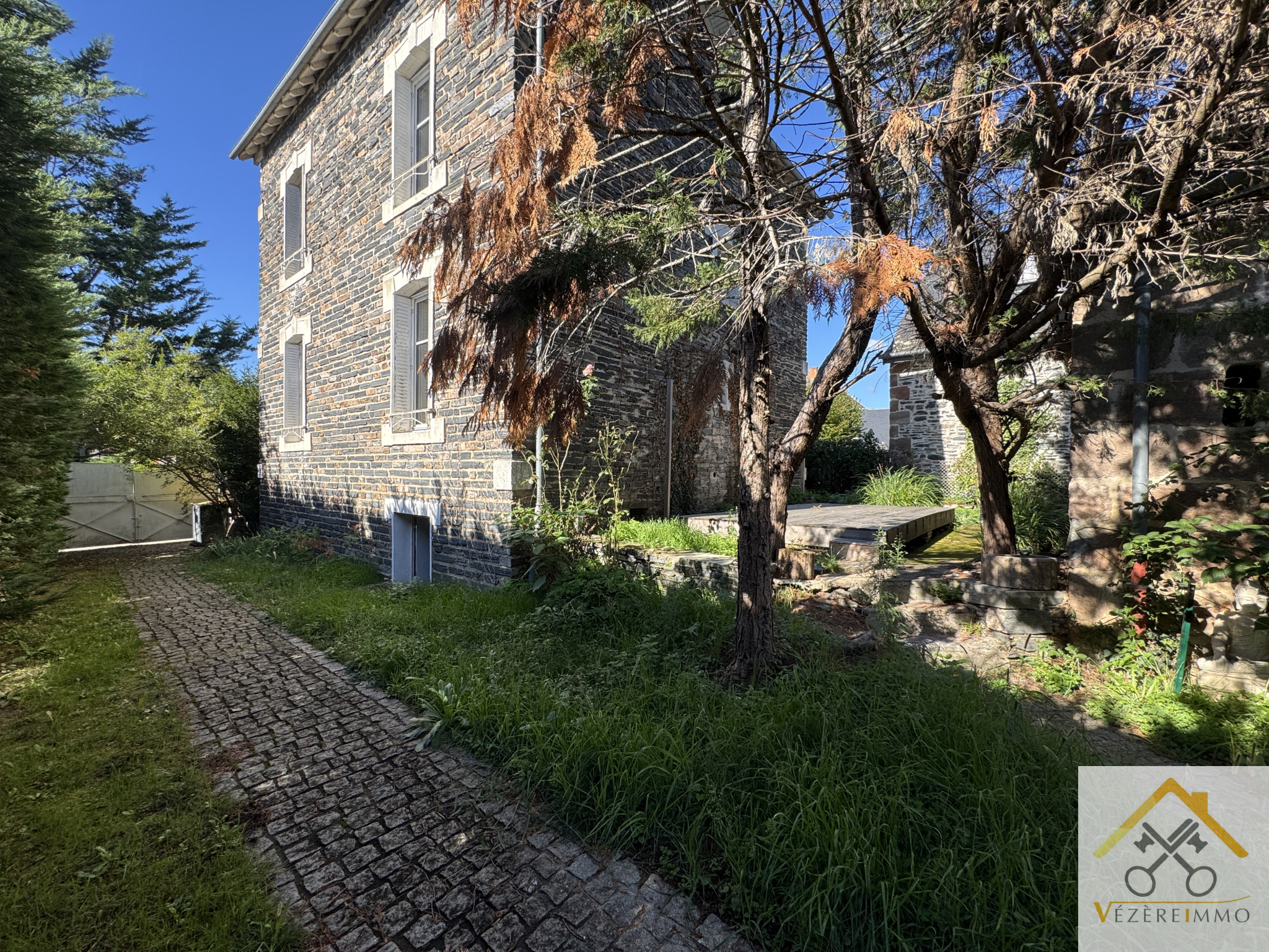 Maison 5 pièces 105 m² · à Saint-Viance · 105 m² · 222 000 €