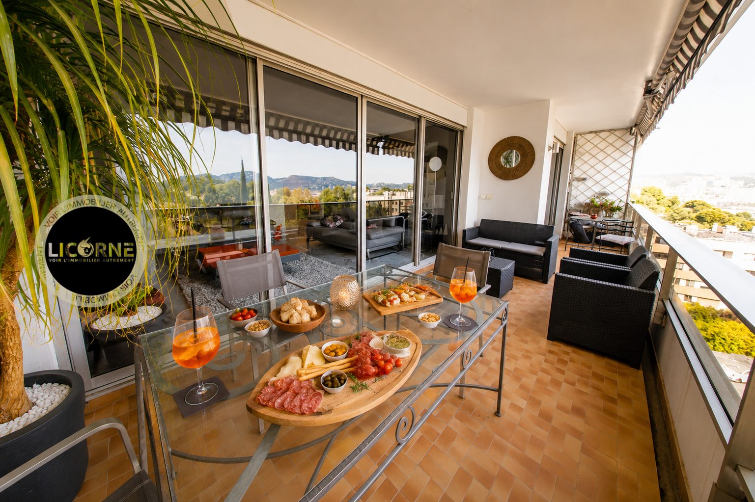 Appartement 5 pièces 144 m² · à Marseille 08 · 144 m² · 3 000 €/mois