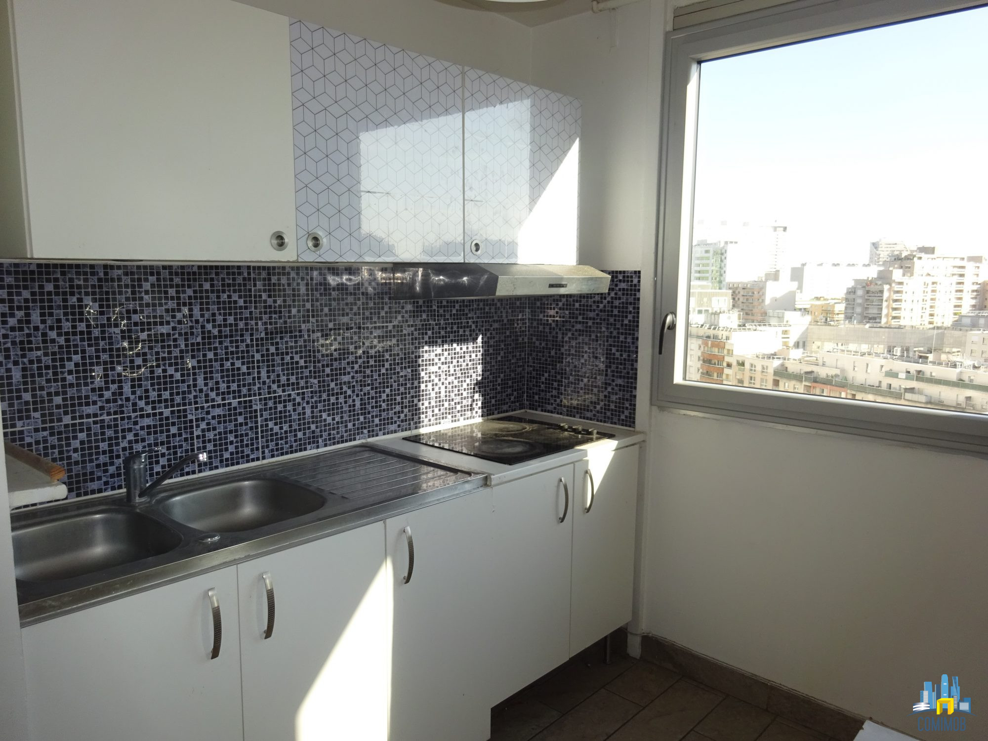 Appartement 3 pièces 62m² COURBEVOIE 92400 photo 3