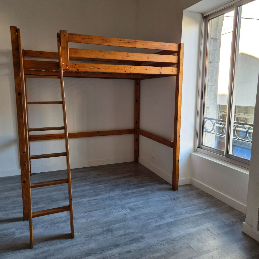 Appartement 1 pièce 18 m² · à Saint-Brieuc · 18 m² · 350 €/mois