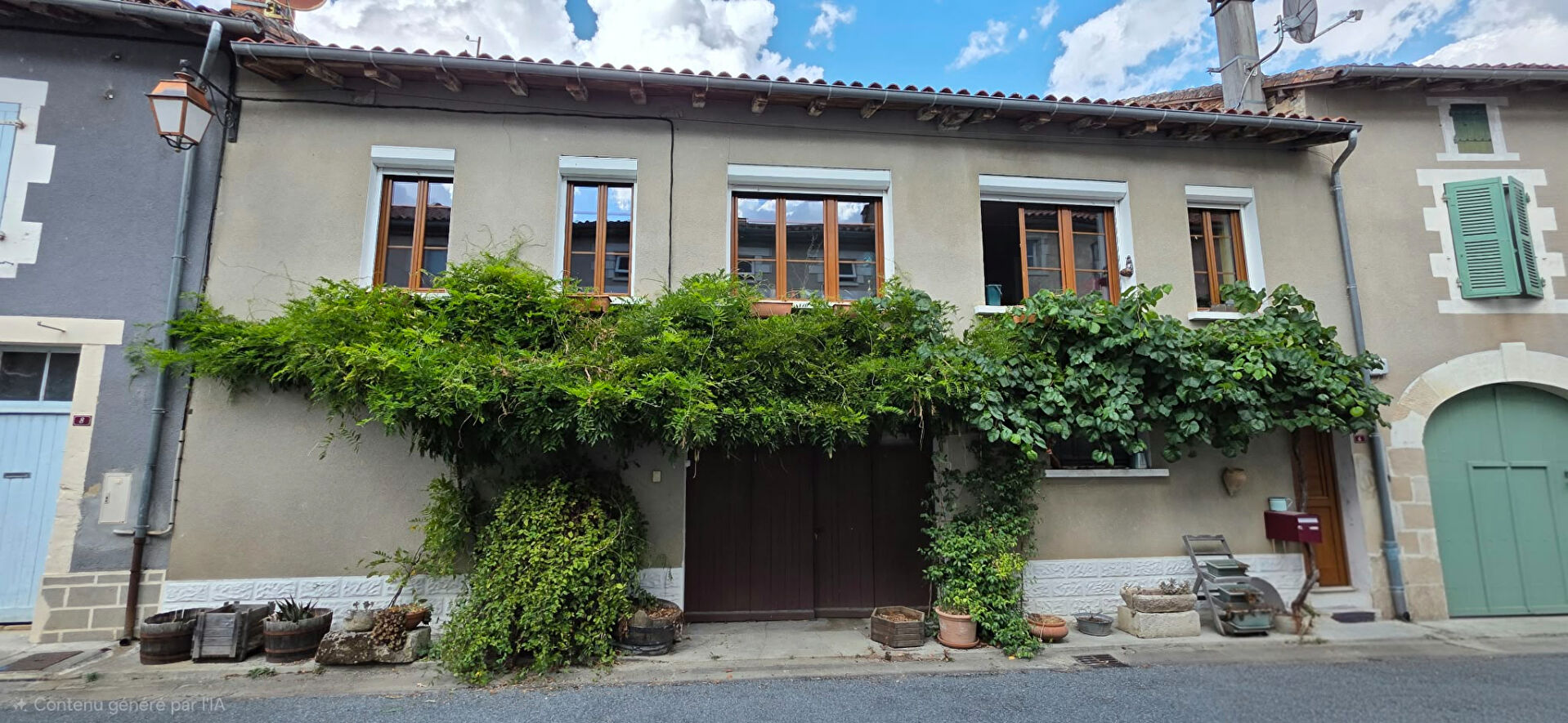 Maison 3 pièces 93 m² · à Alloue · 93 m² · 108 000 €