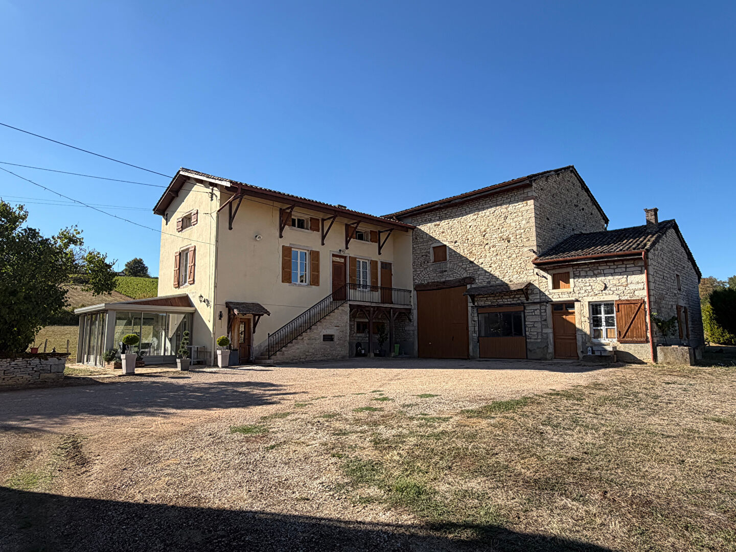 Maison 4 pièces 147 m² · à Chardonnay · 147 m² · 245 000 €