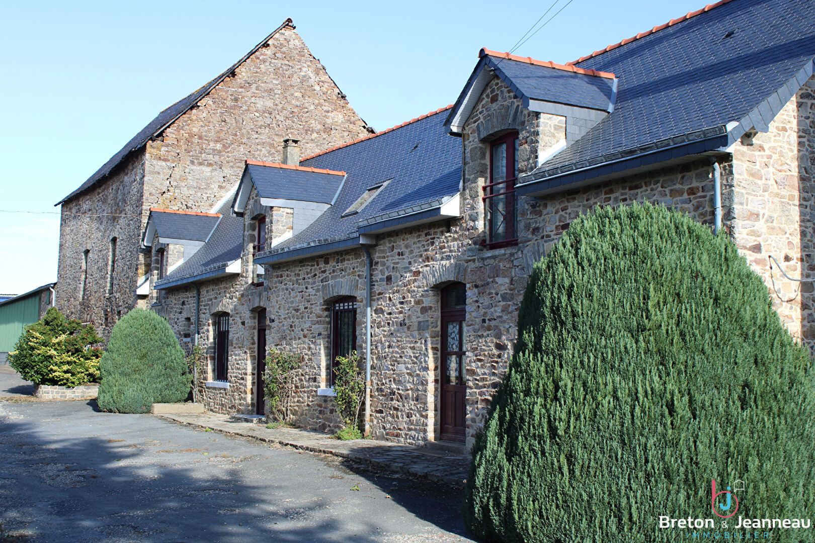 Maison 7 pièces 165 m² · à La Croixille · 165 m² · 262 900 €