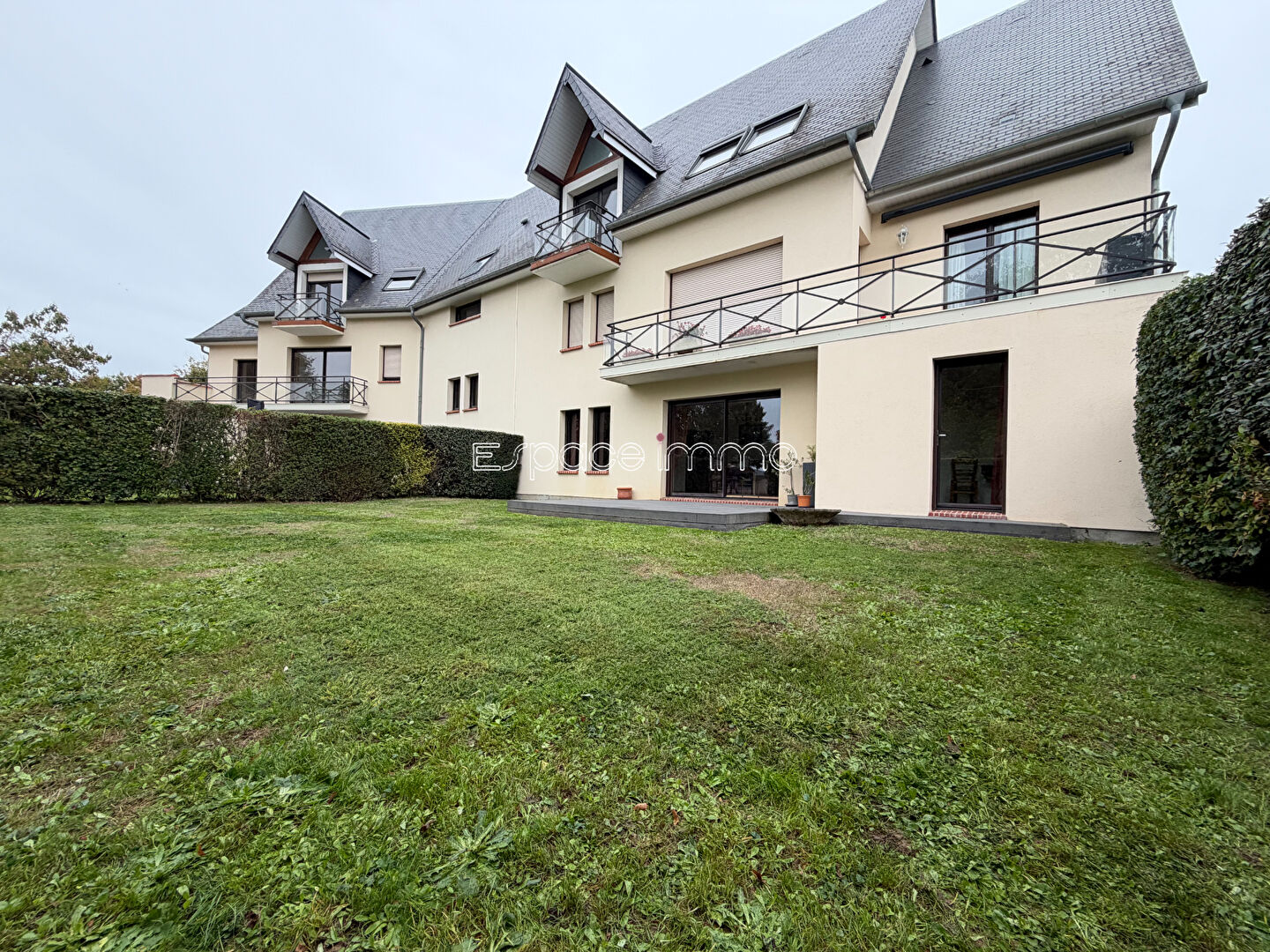 Appartement 5 pièces 112 m² · à Bourg-Achard · 112 m² · 275 000 €