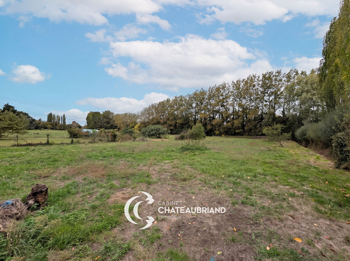 Terrain 1597 m² · à Dol-de-Bretagne · 1 597 m² · 86 400 €
