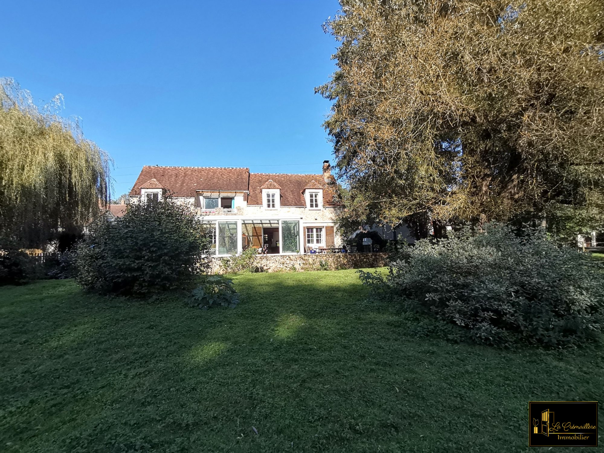 Maison 6 pièces 214 m² · à Rochefort-en-Yvelines · 214 m² · 615 000 €