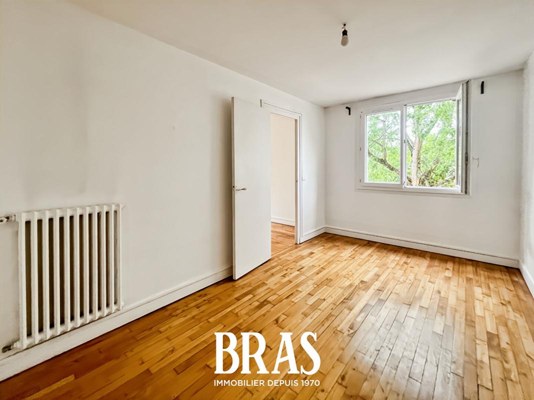 Lakás, 44 m²