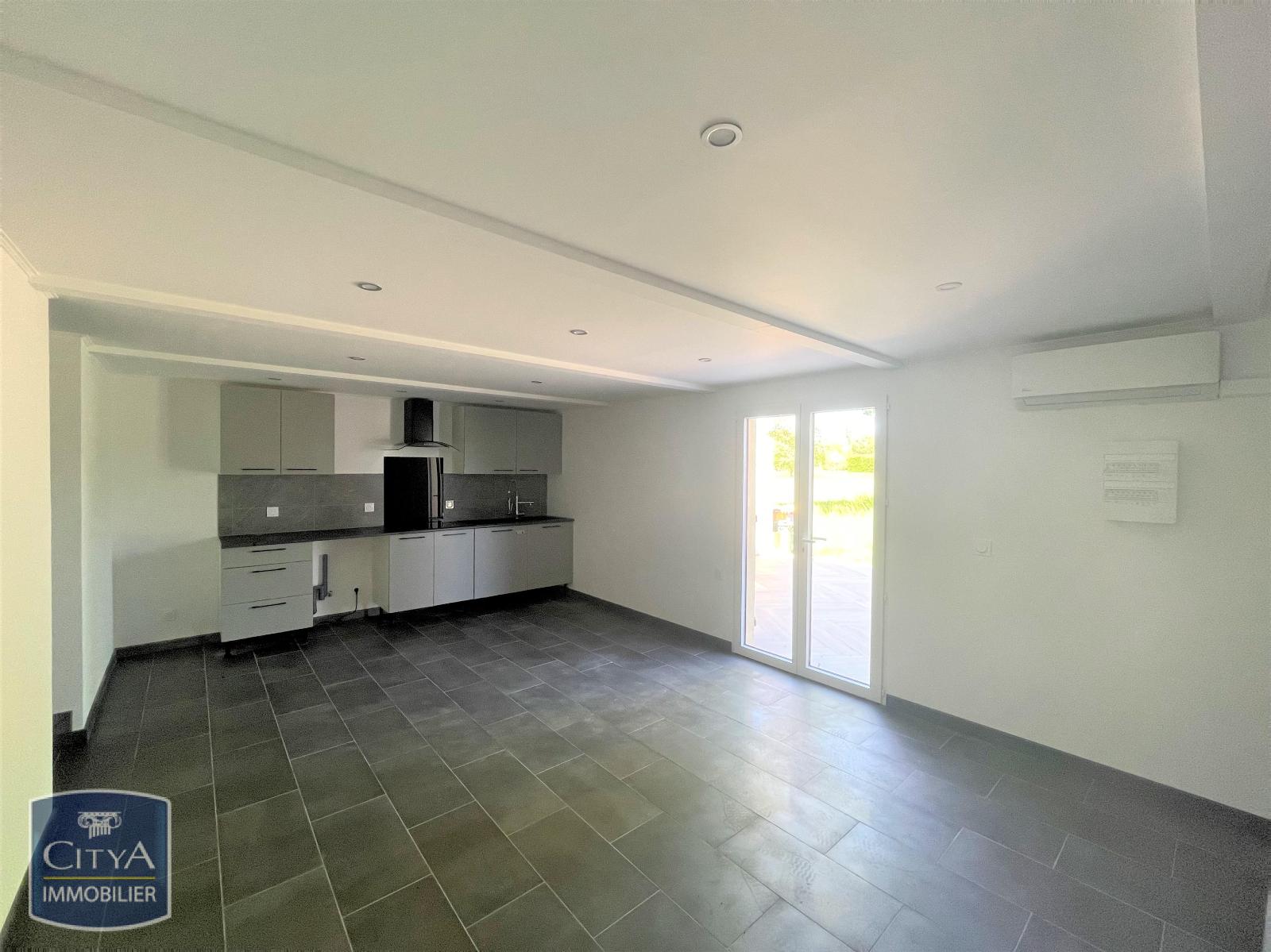 Appartement 2 pièces 57 m² · à Arveyres · 57 m² · 695 €/mois