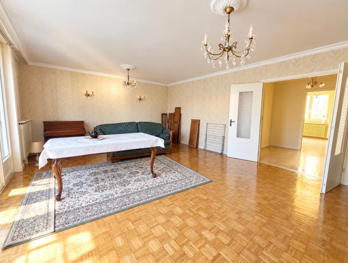 Appartement 4 pièces 96 m² · à Saint-Étienne · 96 m² · 88 000 €