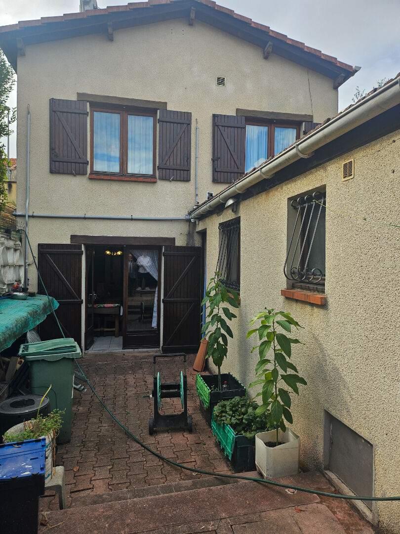 Maison 4 pièces 71 m² · à Bègles · 71 m² · 252 023 €