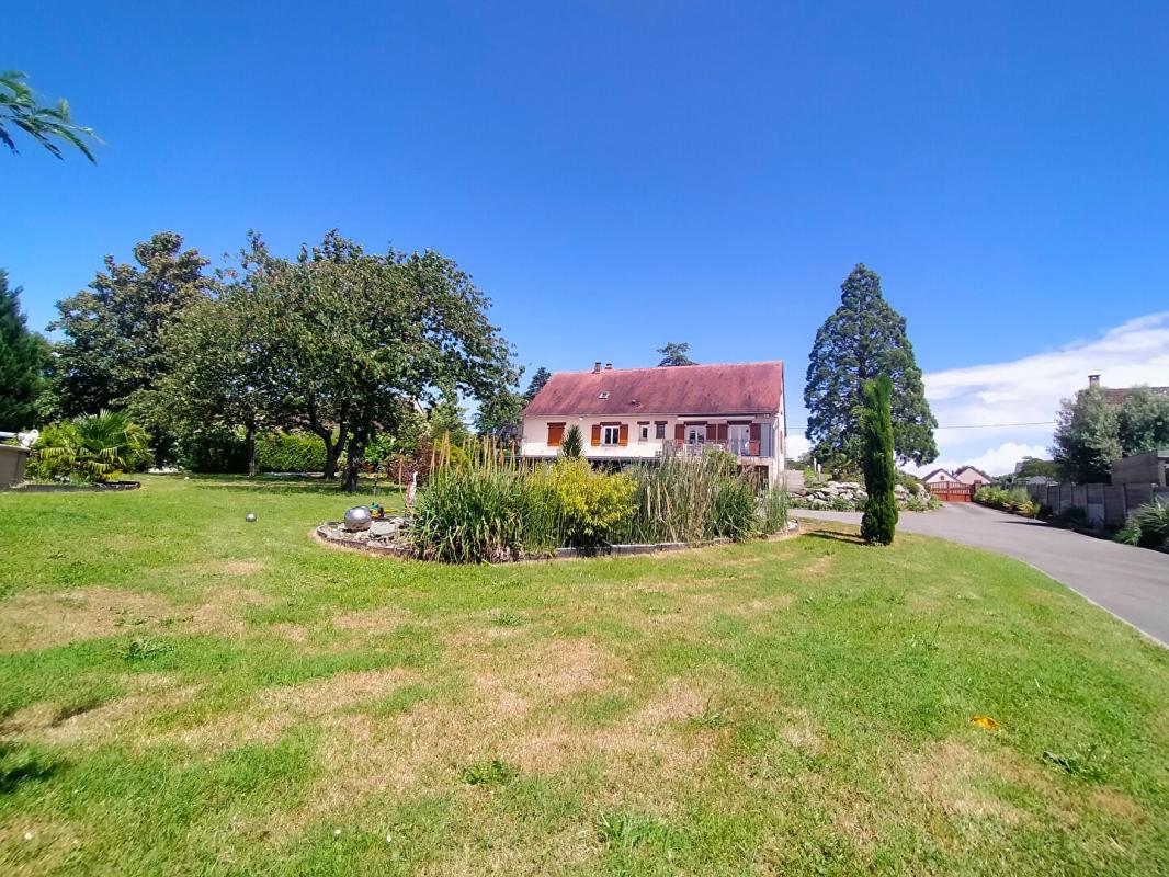 Maison 7 pièces 200 m² · à La Suze-sur-Sarthe · 200 m² · 372 000 €