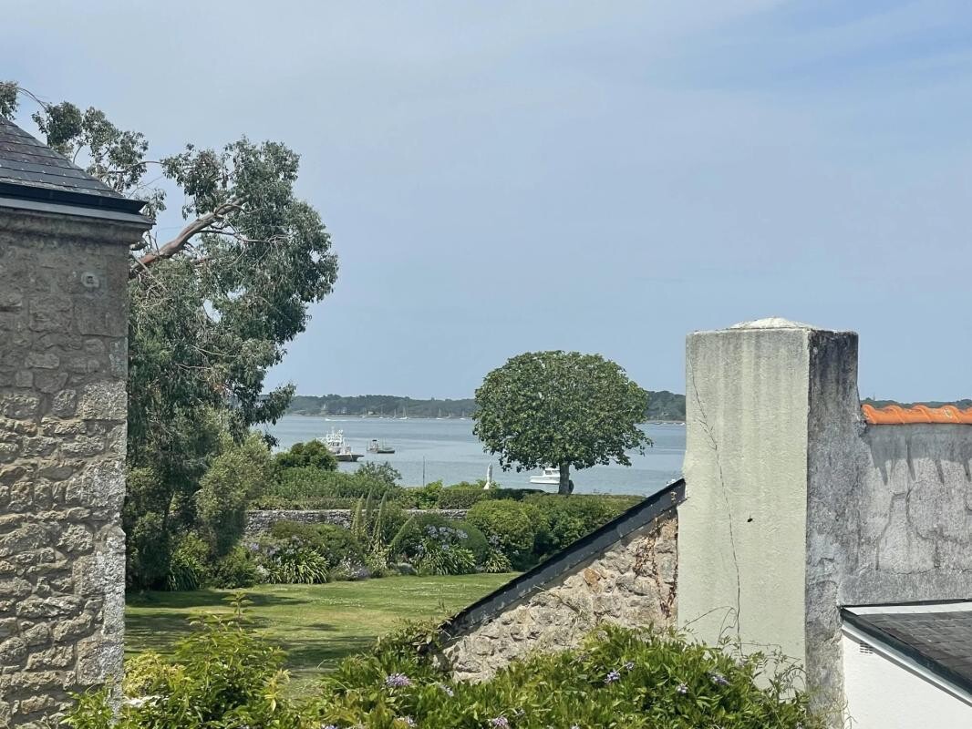 Immeuble 3 pièces 275 m² · à Locmariaquer · 275 m² · 615 000 €