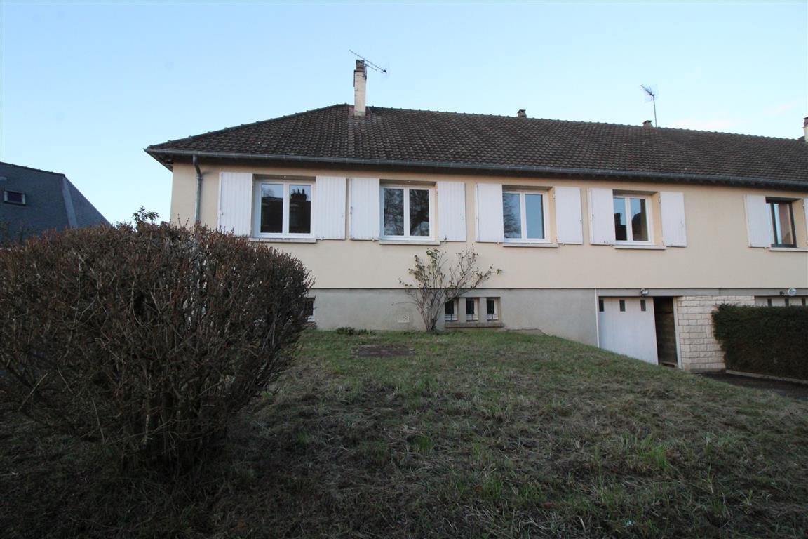 Maison 4 pièces 98 m² · à L'Aigle · 98 m² · 750 €/mois