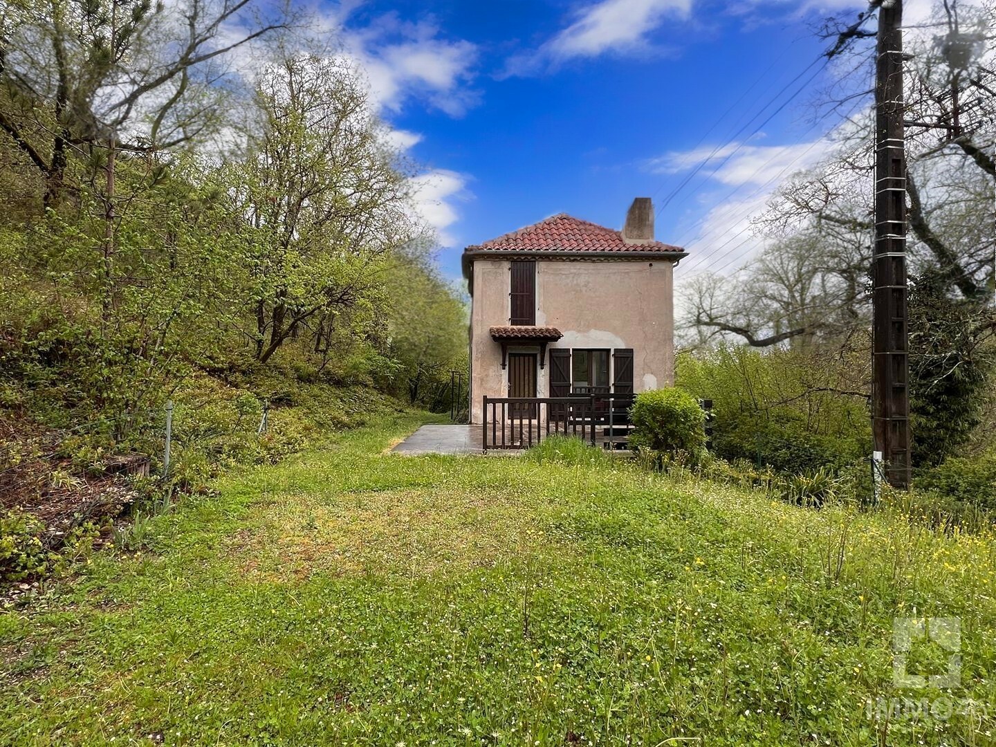 Maison à Douelle