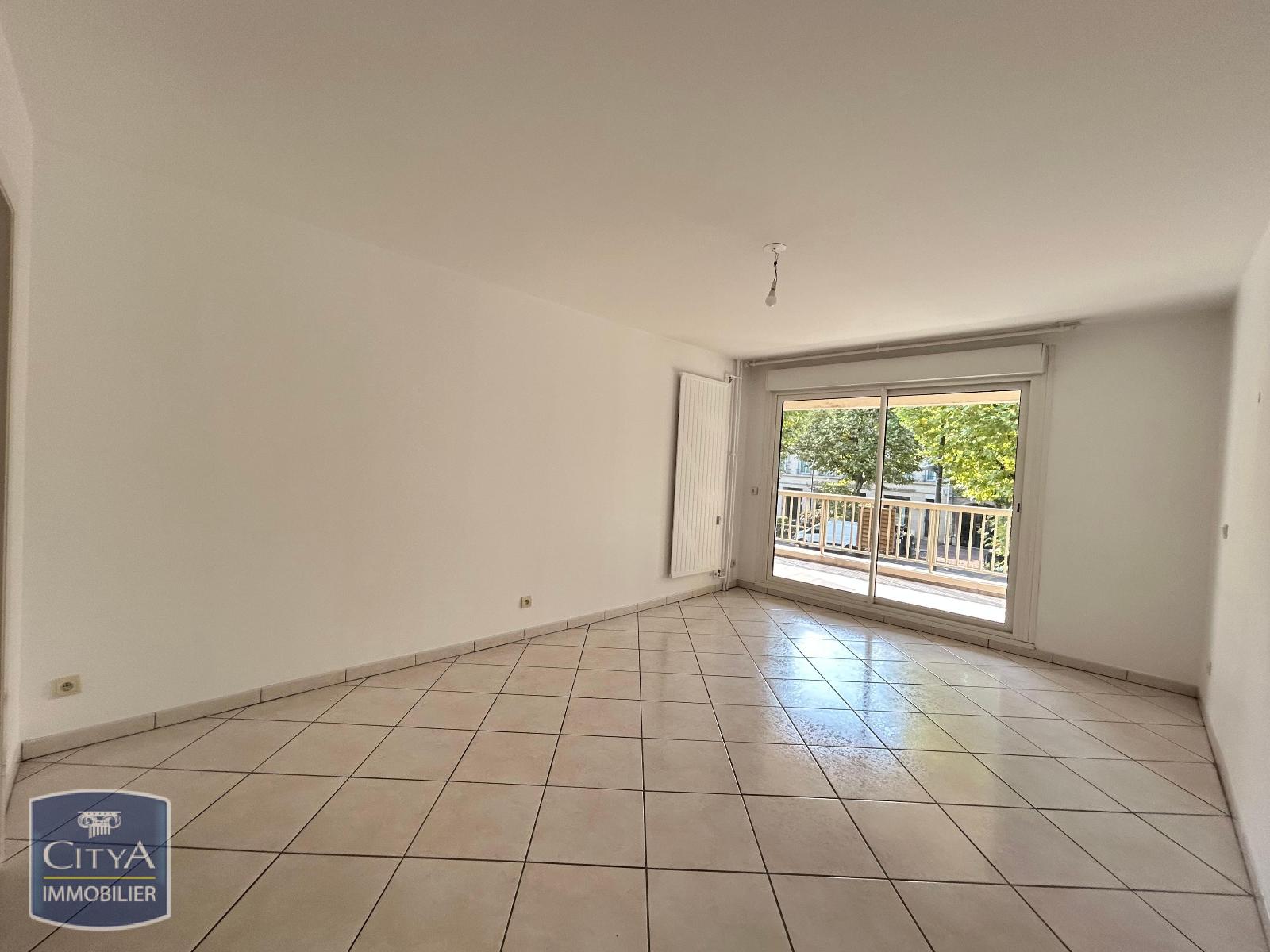 Appartement 3 pièces 77 m² · à Chantilly · 77 m² · 1 450 €/mois