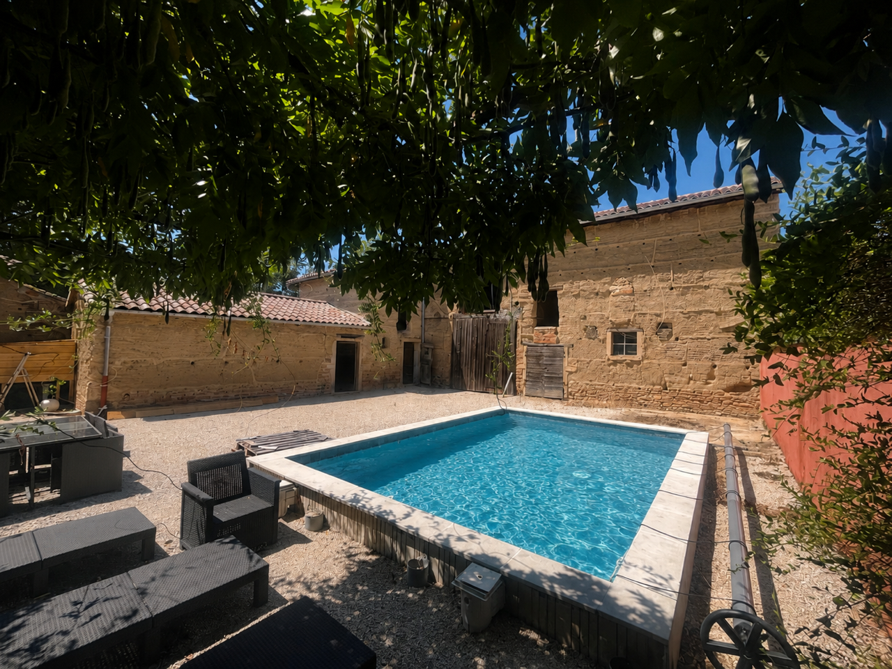 Maison 7 pièces 225 m² · à Saint-Georges-de-Reneins · 225 m² · 290 000 €