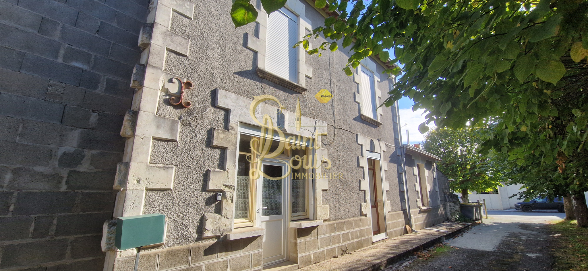 Maison 6 pièces 150 m² · à La Tour-Saint-Gelin · 150 m² · 117 700 €