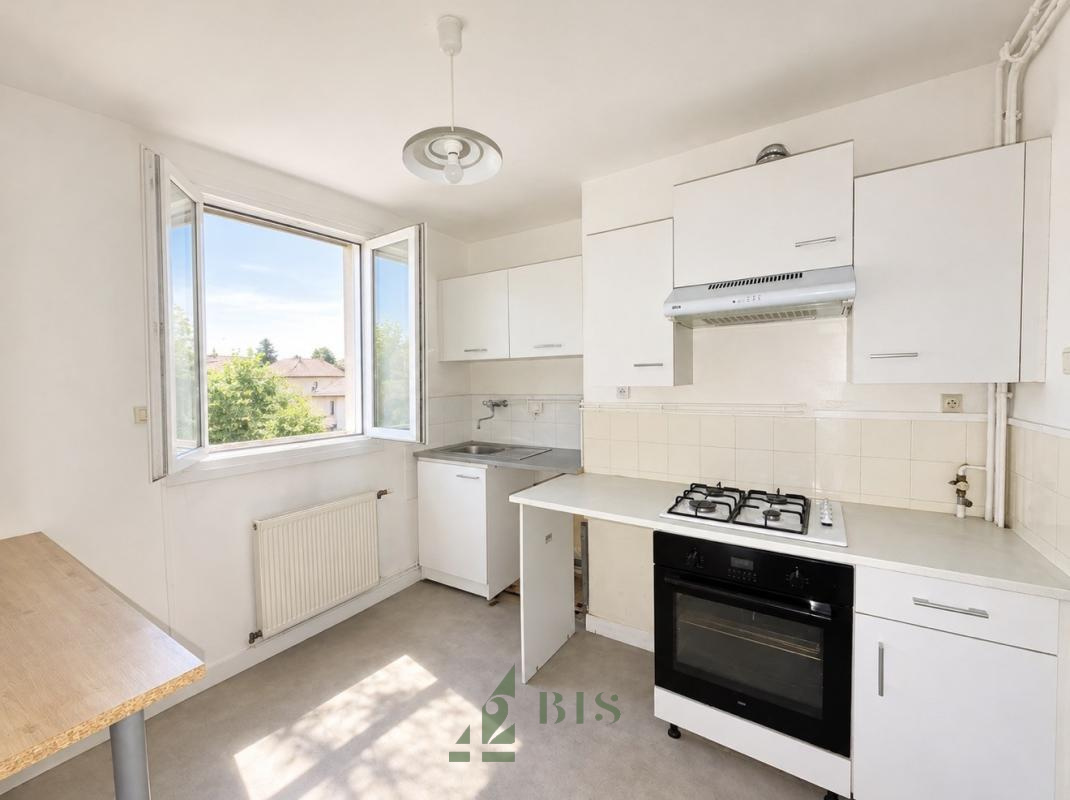 Appartement 4 pièces 62 m² · à Roanne · 62 m² · 497 €/mois